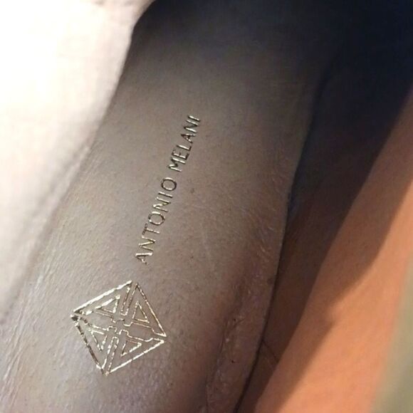 Antonio Melani woman's cammden nubuck leather block heel booties size 9.5 - Picture 6 of 9